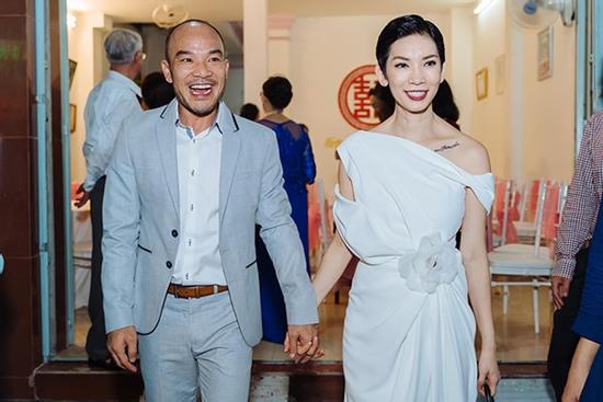 Xuân Lan tiết lộ ảnh đính hôn