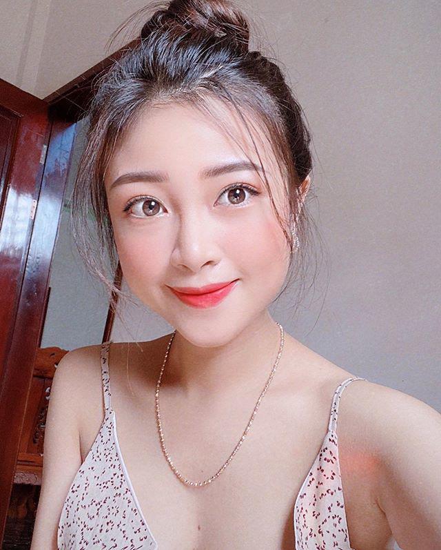 Chẳng thua Quỳnh Anh, vợ Phan Văn Đức mang bầu 7 tháng dáng vẫn thon, khéo nhất là làn da-8