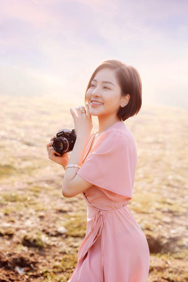 1 năm sau scandal lộ clip nóng, hotgirl Trâm Anh bất ngờ thông báo lấy chồng-2