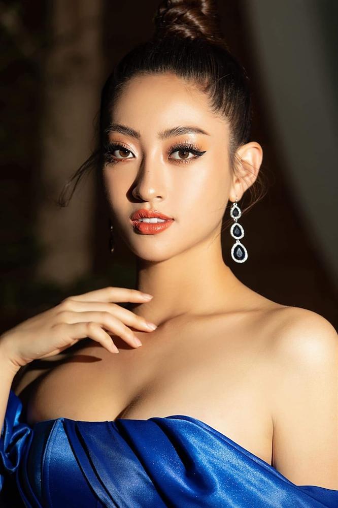 Hoa hậu Lương Thùy Linh diện váy hai dây khoe thềm ngực nõn nà khó cưỡng-5