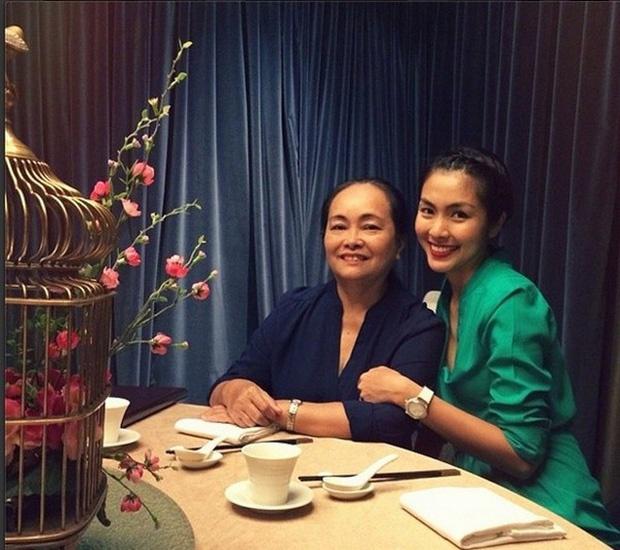 Hà Tăng, Angela Phương Trinh và những mỹ nhân được khen đẹp như mẹ-3