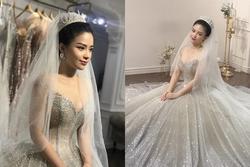 Dương Hoàng Yến đăng ảnh mặc váy cưới, loạt sao Việt gửi lời chúc mừng