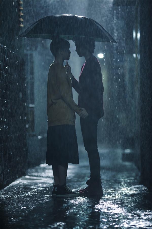 GÓC ĐÀO MỘ: Cảnh khóa môi ngọt ngào giữa Chi Pu và Gil Lê cách đây 5 năm-4