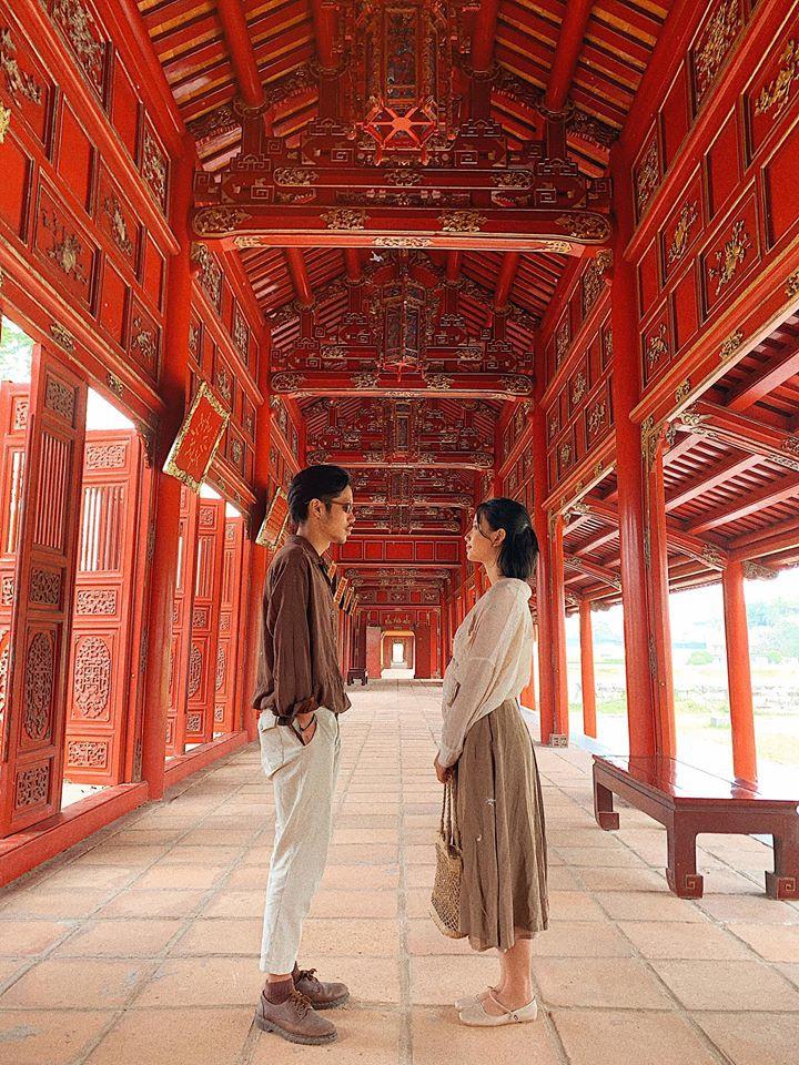 Xứ Huế tình và thơ qua bộ ảnh của cặp đôi 9X-6