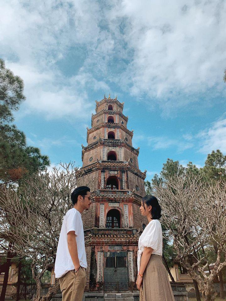 Xứ Huế tình và thơ qua bộ ảnh của cặp đôi 9X-12