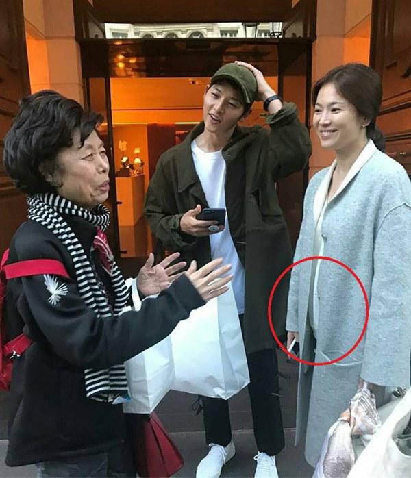 Hé lộ khoảnh khắc siêu hiếm của Song Song thuở mặn nồng, hot nhất ảnh nghi mang thai trong máy bố chồng-5