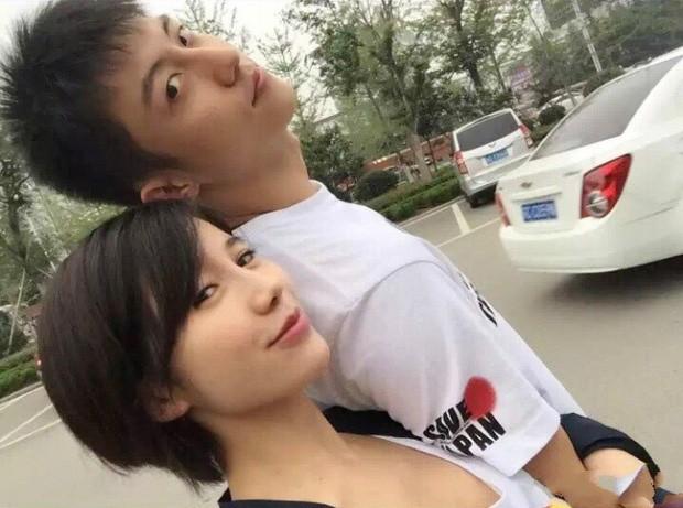 Mỹ nam Cbiz kết hôn sớm: Ngô Tôn hạnh phúc viên mãn, Hoàng Cảnh Du vướng họa đầy đầu-2