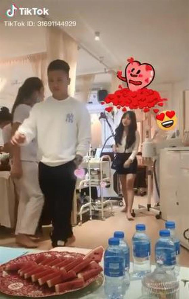 Những bóng hồng đi ngang cuộc đời Quang Hải: Từ hotgirl, rich kid đến bà chủ Sài thành rồi cô chủ Hà thành, đủ cả!-5