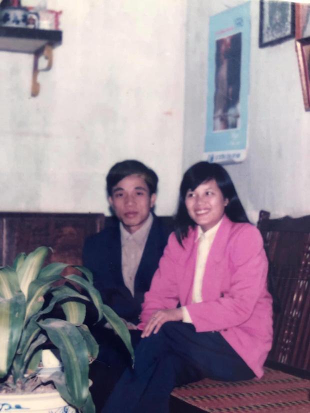 Linh Ngọc Đàm tự hào về nhan sắc bố mẹ thời trẻ, hé lộ họ là dân chơi thập niên 90 nhờ chi tiết này-2