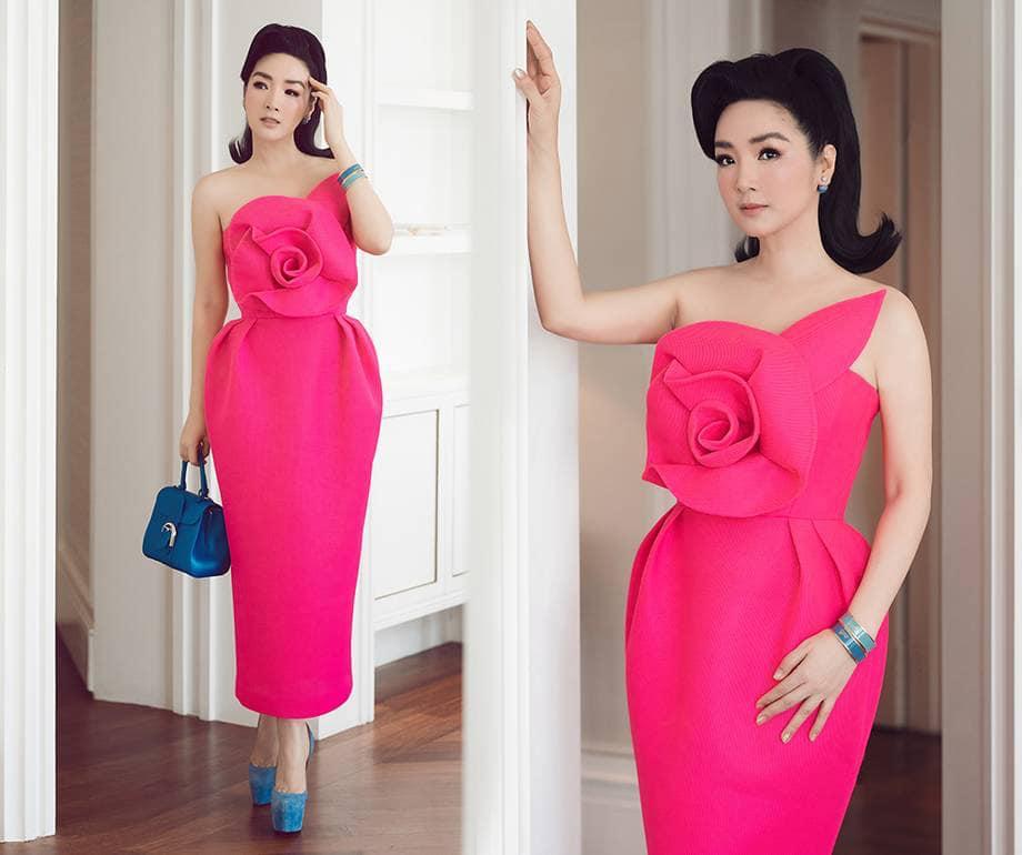 Diện cùng 1 chiếc đầm, Hà Tăng mix áo kín mít sang chảnh ăn đứt Lệ Quyên-8