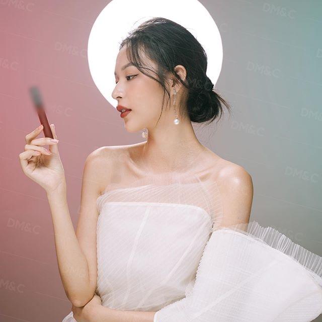 Hai lần đụng hàng, Chi Pu - Phí Phương Anh đều kẻ tám lạng - người nửa cân-1