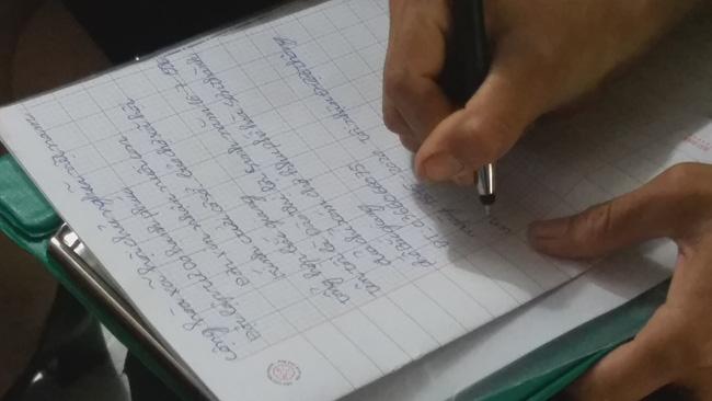 Vụ cháu bé bị bố bỏ rơi tại tòa án ở Bắc Giang: Bé đã được về với mẹ-4