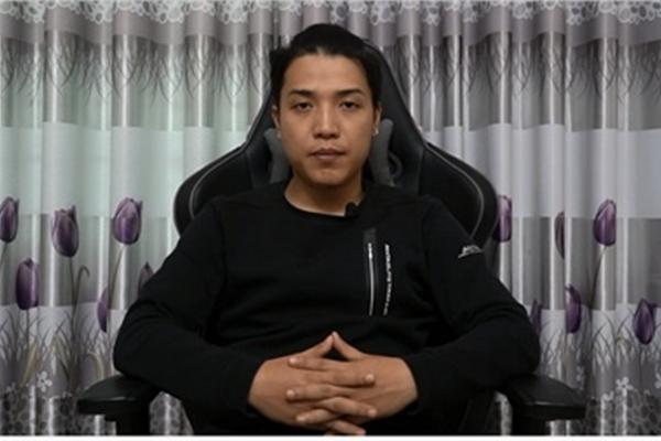 YouTuber bị chỉ trích vì nhận nuôi một trẻ tự kỷ chỉ để câu view-4