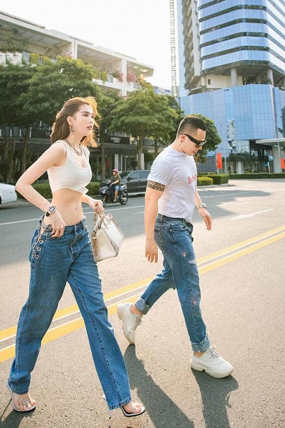 Trọn bộ ảnh Ngọc Trinh khoe thân hình toàn cơ, săn chắc nhưng đáng chú ý nhất lại là nhan sắc Vũ Khắc Tiệp hậu cách ly-2