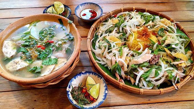 Quán cơm quê giá cao của Trường Giang - Nhã Phương-9