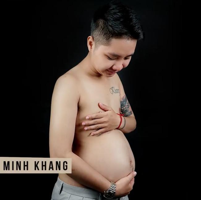 Hé lộ hình ảnh hiếm hoi về con gái sơ sinh của người ĐÀN ÔNG Việt Nam đầu tiên đẻ con-6