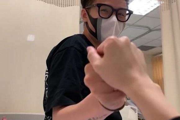 Con gái Minh Nhựa lần đầu kể hành trình đi đẻ: Đau đến chảy nước mắt, muốn bẻ gãy thành giường...-2