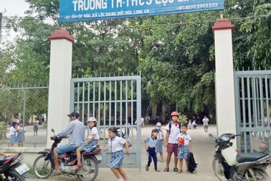 Cô giáo tiểu học bị phụ huynh đánh bất tỉnh