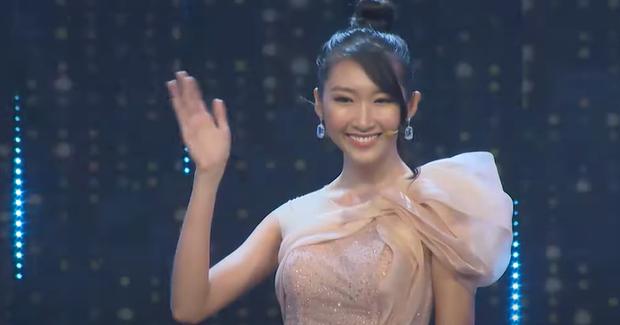 Đến Hoa hậu Thanh Khoa cũng không đỡ nổi ê-kíp makeup của Người ấy là ai-2