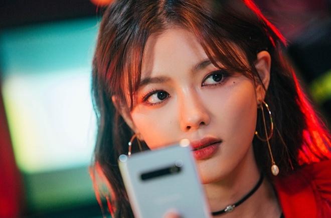 Sao nữ bị phạt vì đóng cảnh nhạy cảm năm 17 tuổi giờ ra sao?-4