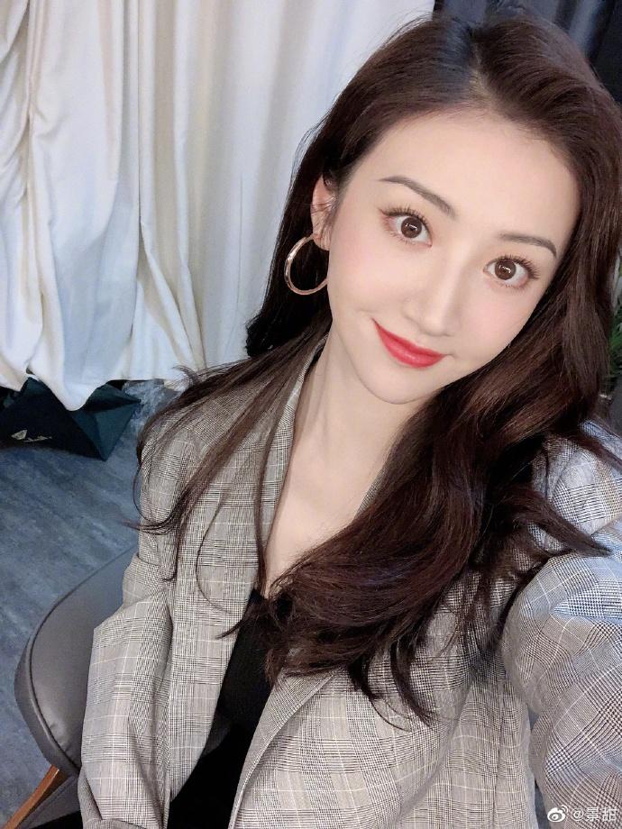 Dàn mỹ nhân Hoa ngữ trải qua ngày tỏ tình 520 như thế nào?-5