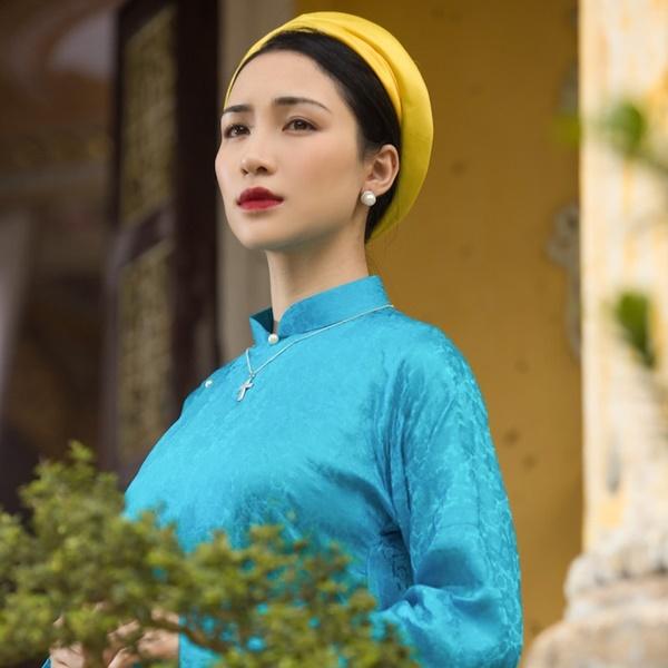 Chẳng ai còn nhớ Hòa Minzy hát gì nếu trót nghe Mr Siro cover Không Thể Cùng Nhau Suốt Kiếp-1