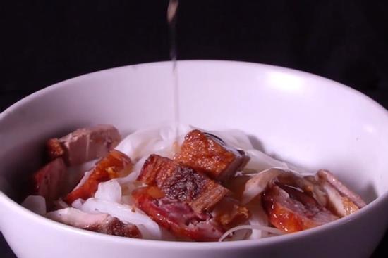 Món phở chua nức tiếng vùng cao Việt Nam