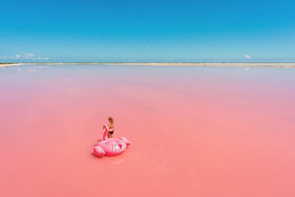 Hồ nước màu hồng đẹp tuyệt nhưng du khách tuyệt đối không được tắm-4