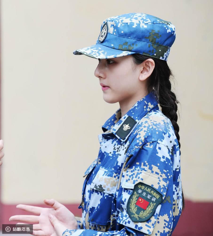 Mỹ nhân Hoa ngữ trên ghế nhà trường: Địch Lệ Nhiệt Ba đẹp xuất sắc, Angela Baby khác xa hiện tại-5