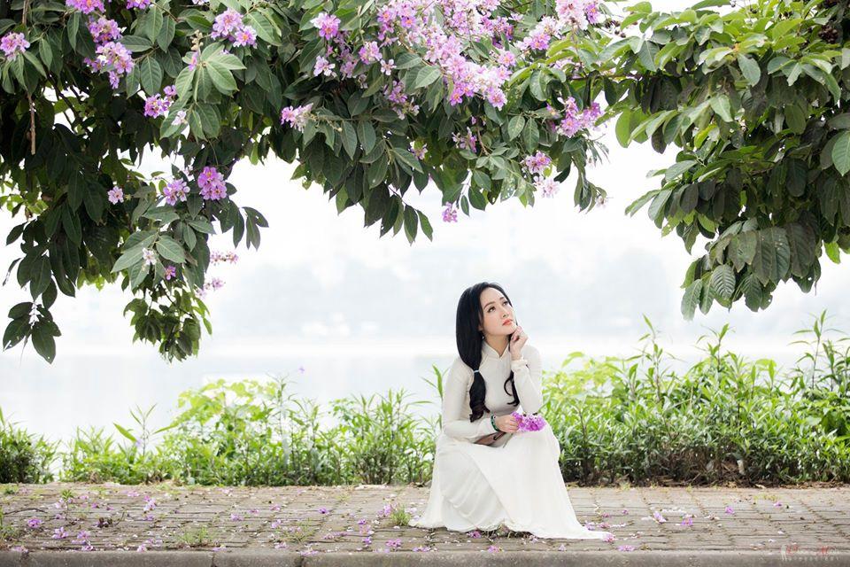 BTV Hoài Anh cưa sừng làm nghé với bộ ảnh áo dài, nghệ sĩ Công Lý cũng phải vào phản ứng-3