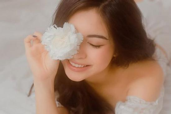Quang Hải công khai bạn gái mới, tình cũ Nhật Lê tuyên bố 'kết hôn' với chàng trai tên Dũng