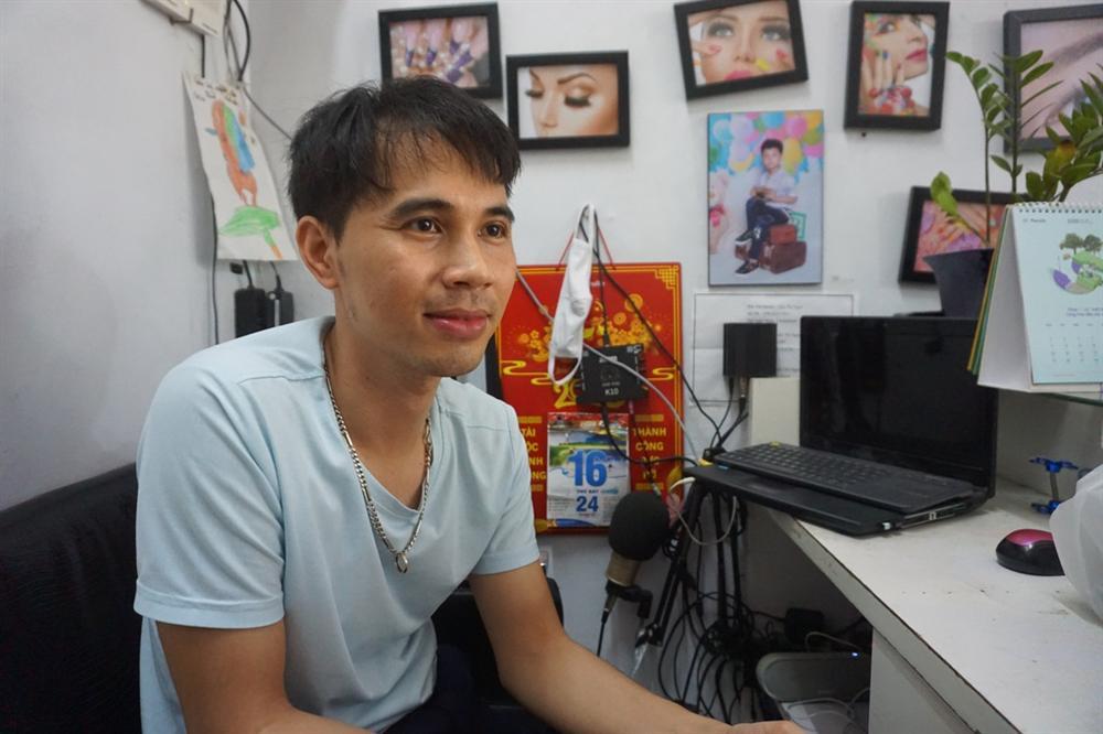 Chàng trai liệt cả 2 chân cưới được vợ nhờ nhắn tin làm quen qua MXH-2