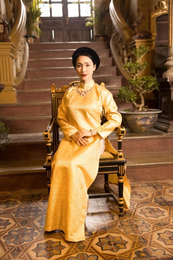 Ca sĩ Việt dốc túi làm MV: Bán từ hàng hiệu đến bán nhà cho đến khi rỗng tài khoản mới thôi...-1