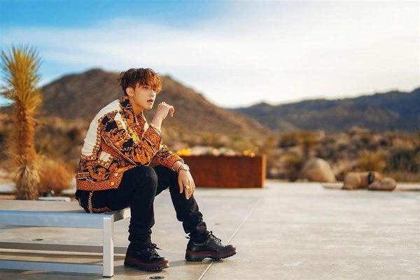 Ca sĩ Việt dốc túi làm MV: Bán từ hàng hiệu đến bán nhà cho đến khi rỗng tài khoản mới thôi...-8