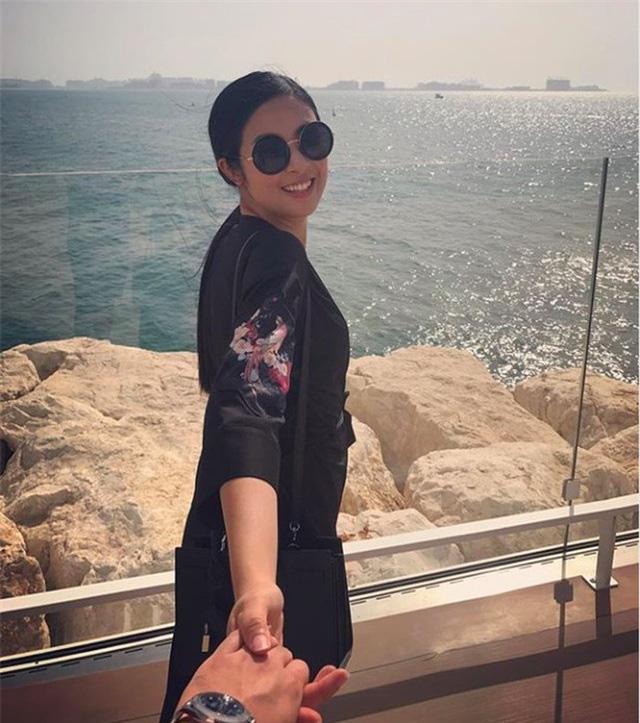 Hồ sơ tình ái đơn điệu khác xa dàn mỹ nhân Việt của hoa hậu Ngọc Hân-4