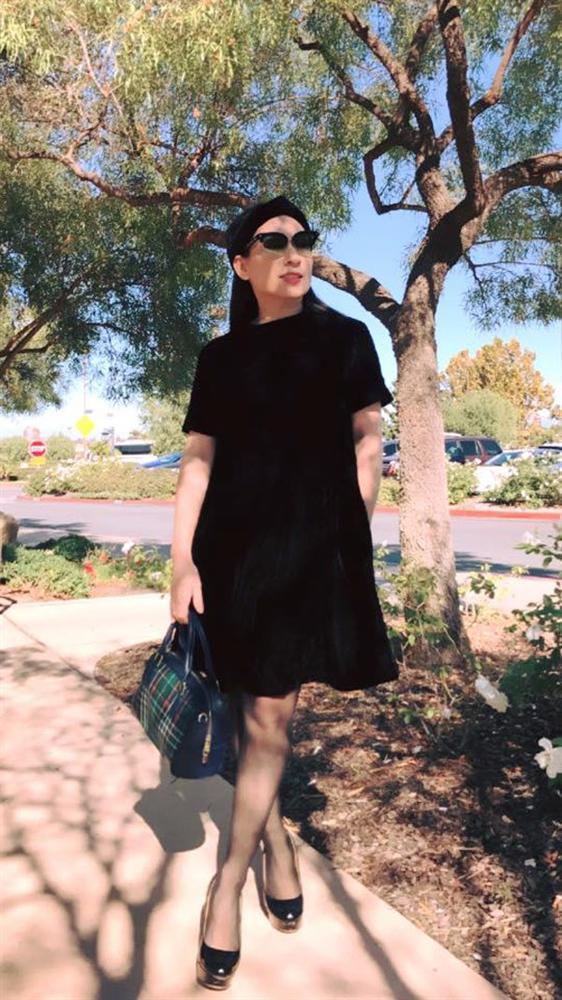 Phi Nhung - nữ nghệ sĩ giàu có bậc nhất Vbiz nhưng luôn ăn mặc giản dị-5