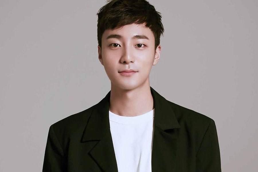 Roy Kim sẽ phát hành ca khúc mới vào 27/5 trước khi lên đường tham gia nghĩa vụ quân sự. Đây là sản phẩn đánh dấu sự trở lại của anh sau 2 năm vắng bóng.