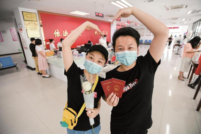 Đi đăng ký kết hôn mới phát hiện mình đã có chồng từ 13 năm trước, người phụ nữ liên tiếp điều tra ra nhiều tình tiết không ngờ sau đó-1