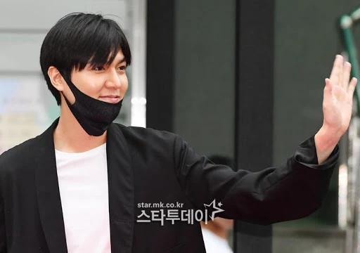 So mặt mộc dàn mỹ nam Hàn: Chồng cũ Song Hye Kyo cực điển trai, Lee Min Ho có đẹp như lời đồn?-3