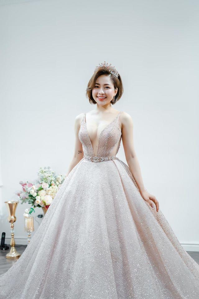 Trâm Anh mở tiệc chia tay đời độc thân, cư dân mạng thi nhau vào đòi clip-1