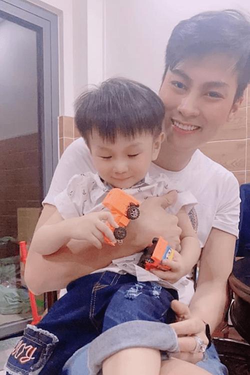 Lâm Khánh Chi tổ chức sinh nhật chồng, vóc dáng người đẹp chuyển giới đặc biệt gây chú ý-1