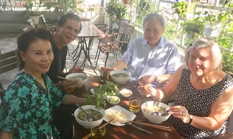 Giữa tin đang mang song thai, Kim Lý - Hồ Ngọc Hà lộ bằng chứng đã bí mật đính hôn?-7