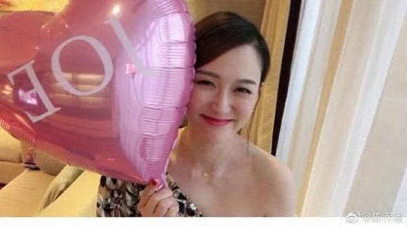 Trần Kiều Ân bị nghi ngờ chia tay phi công trẻ kém 9 tuổi khi có động thái lạ trên trang cá nhân-1