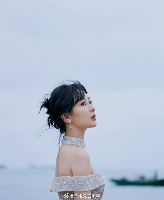 Lại trượt tay: Dương Tử bỏ follow Tiêu Chiến - Ngô Diệc Phàm rồi khôi phục như chưa hề có cuộc chia ly-1