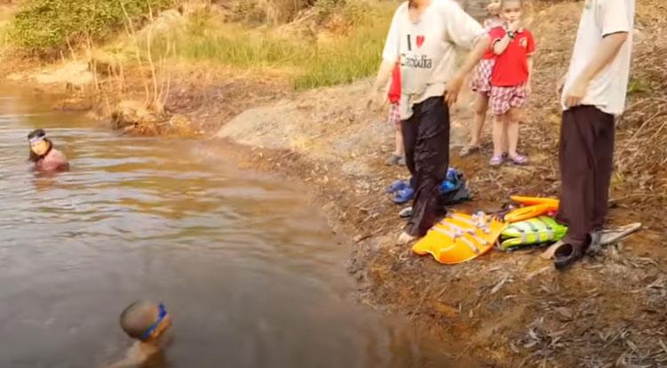 Bất ngờ trước ngoại hình cao lớn của 5 chú tiểu từng gây bão tại Thách Thức Danh Hài-3