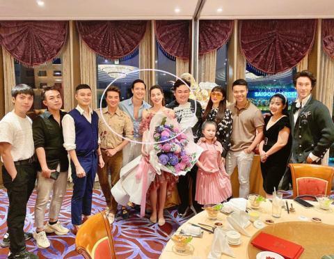 Nghi vấn Hà Hồ mang bầu, Mr Đàm bỗng kín tiếng-1