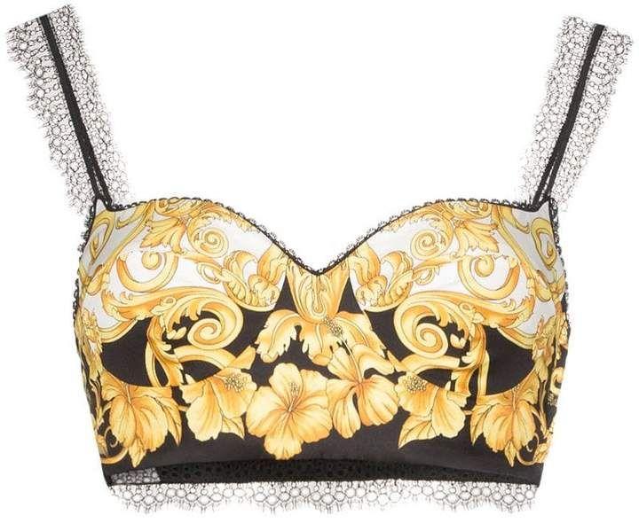 Đụng hàng áo bratop Versace: Lệ Quyên - Minh Hằng - Tiên Nguyễn lên sóng 3 phong cách khác nhau-2