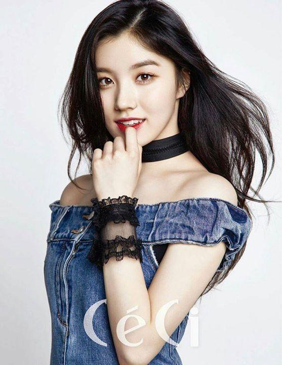 Những nàng công chúa Kpop:  Jennie - Sulli được cưng chiều, Xiyeon bị hắt hủi xót thương-10