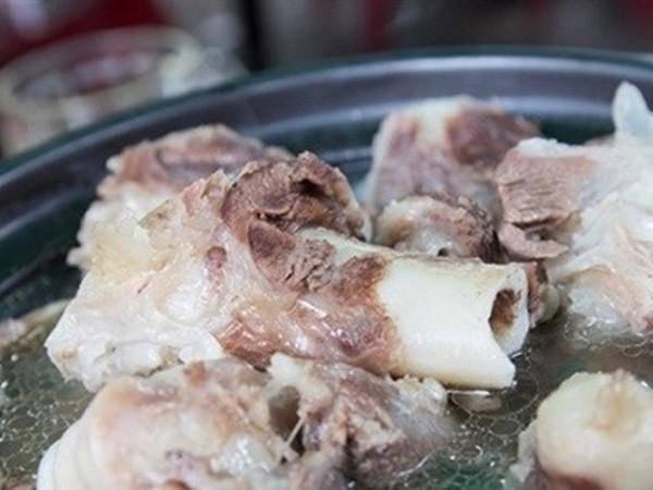 Thêm thìa gia vị này rang chín, nước xương hầm trong, ngọt sâu, hết sạch cả mùi hôi-3