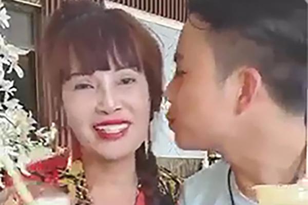 MXH Việt xôn xao cô gái Hà thành xinh đẹp lấy chồng châu Phi, em bé sinh ra mang gương mặt bất ngờ-6